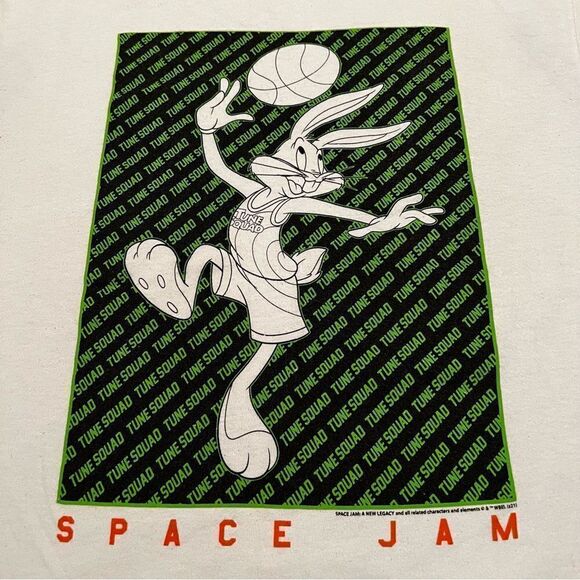 Space Jam New Legacy Tune Squad Bugs Bunny Basketball Graphic Tee Shirt / Size L - Picture 3 of 4